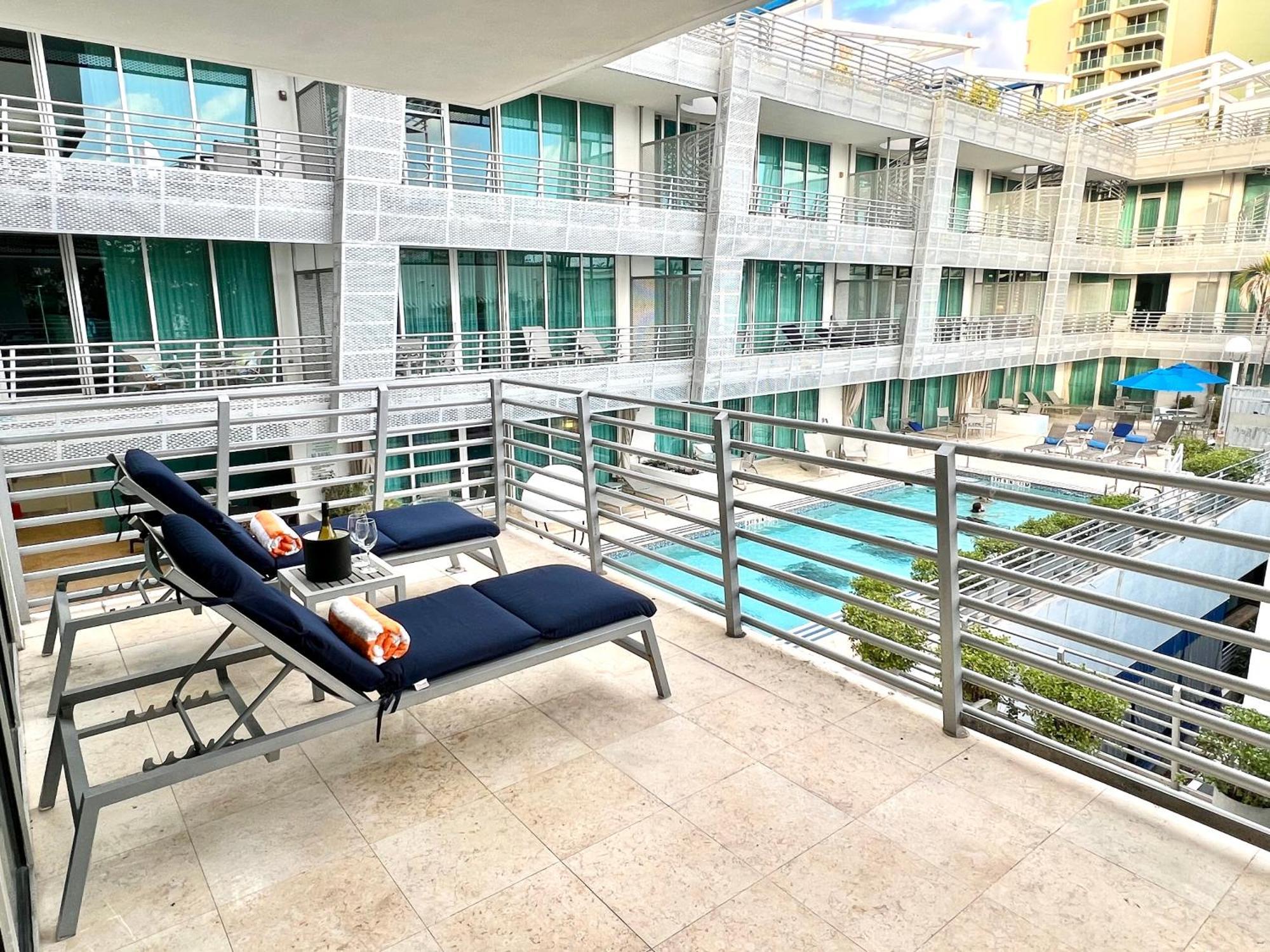 Boutique Suites 3 Min Walk To Beach — Photos 2